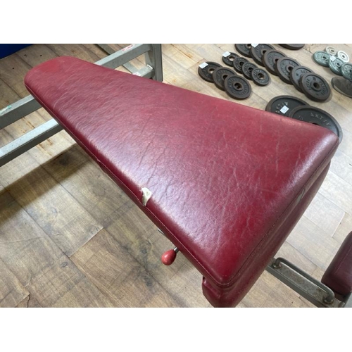 87 - FLEX FITNESS DECLINE BENCH PRESS, APPROX OVERALL DIMENSIONS 122CM (H) X 157CM (W) X 210CM (D)