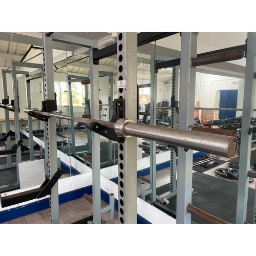 89 - SQUAT RACK, TO INCLUDE STRAIGHT BARBELL, APPROX OVERALL DIMENSIONS OF RACK ONLY 211CM (H) X 179CM (W... 