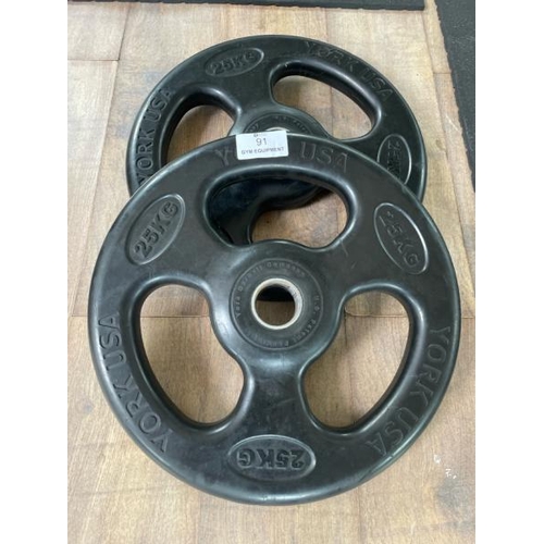 91 - X2 YORK 25KG RUBBER WEIGHT PLATES