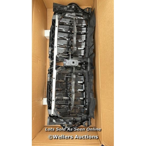 8018 - NEW GENUINE BMW G06 X6 AIR FLAPS, UPPER  51135A29C23 / CON