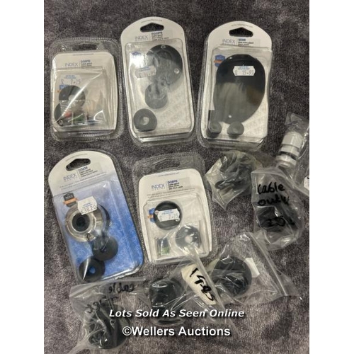 817 - X13 VARIOUS INDEX MARINE WATERPROOF PLUGS & SOCKETS