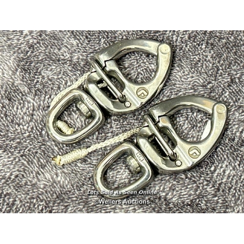 873 - X2 SMALL WICHARD HR QUICK RELEASE SNAP SHACKLE WITH SWIVEL EYE