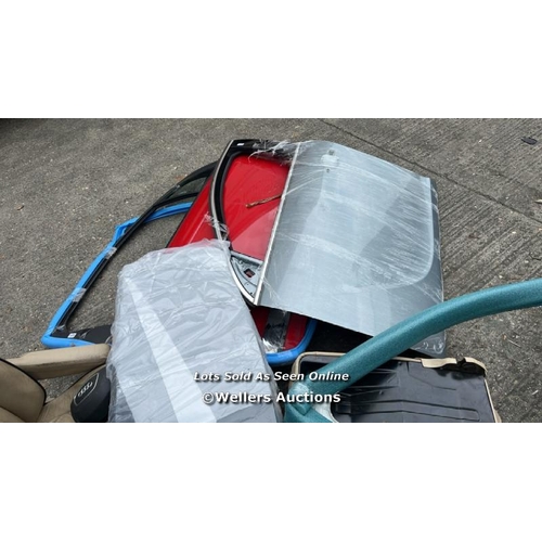 8027 - JOB LOT OF ASSORTED CAR PARTS