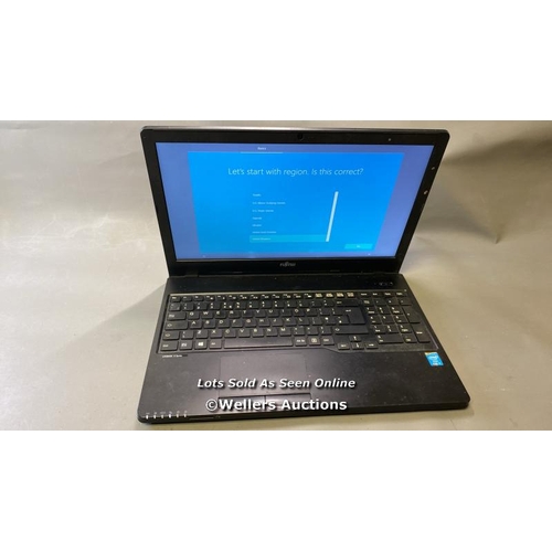 9565 - FUJITSU LIFEBOOK A SERIES / 4GB RAM / 500GB HD / I3-5005U @ 2.0GHZ / WINDOWS 10 OPERATING SYSTEM / P... 