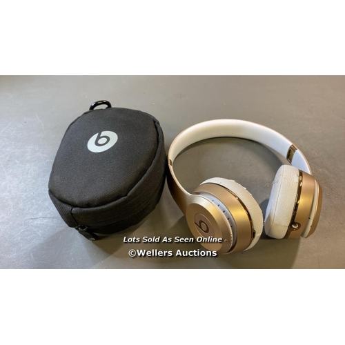 9699 - APPLE BEATS SOLO3 WIRELESS ON-EAR HEADPHONES MODEL A1796