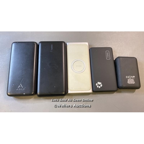 9731 - X5 POWER BANKS INCL. INIU, SAMSUNG AND BELKIN