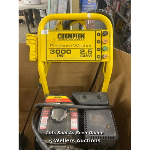 107 - CHAMPION PETROL 2600 PSI PRESSURE WASHER / SIGNS OF USE / P