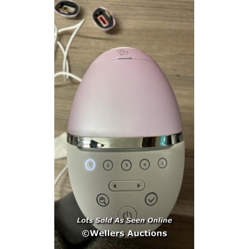 66 - PHILIPS LUMEA PRESTIGE IPL HAIR REMOVAL DEVICE, BRI947/00 / POWERS UP / MINIMAL SIGNS OF USE / A41