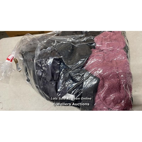 737 - BAG OF COATS AND JACKETS