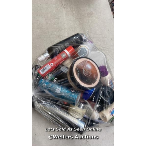 865 - BAG OF PART USED COSMETICS