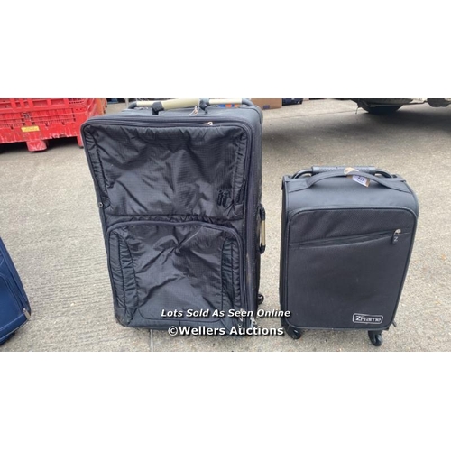 937 - X2 PRE-OWNED SUITCASES INCL. ZFRAME