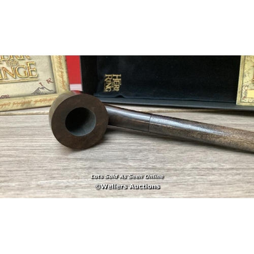 7183 - X3 LORD OF THE RINGS PIPES MADE BY VAUEN - GANDALF, ARAGORN & BILBO / G28