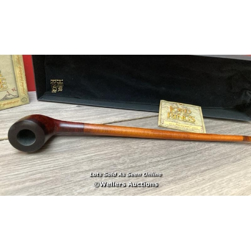 7183 - X3 LORD OF THE RINGS PIPES MADE BY VAUEN - GANDALF, ARAGORN & BILBO / G28