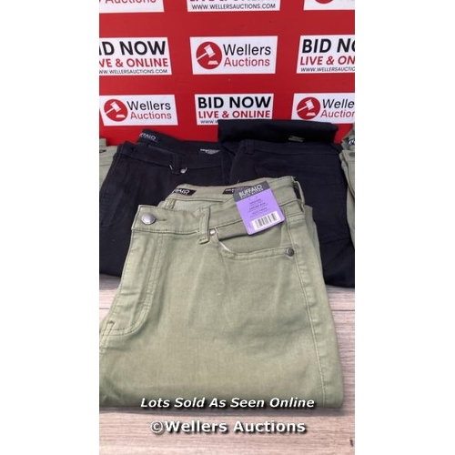 7366 - 5X LADIES NEW BUFFALO DAVID BITTON CARGO PANTS / MIXED SIZES / H12