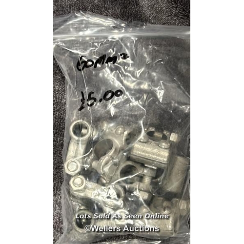 895 - ASSORTED STUD BATTERY TERMINALS