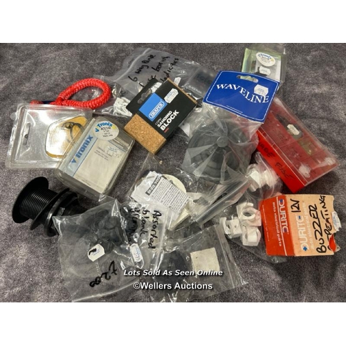 900 - ASSORTED BOATING SUNDRIES INCLUDING WIRE STEERING CONE AND SANDING BLOCK