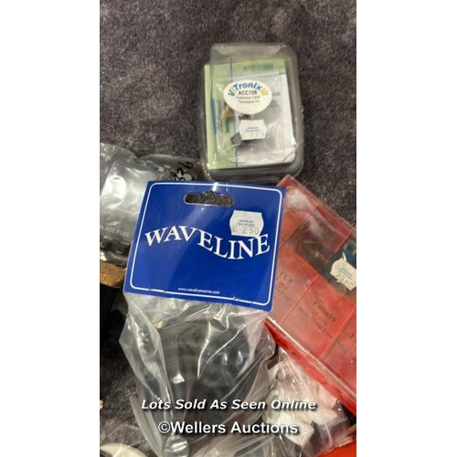 900 - ASSORTED BOATING SUNDRIES INCLUDING WIRE STEERING CONE AND SANDING BLOCK