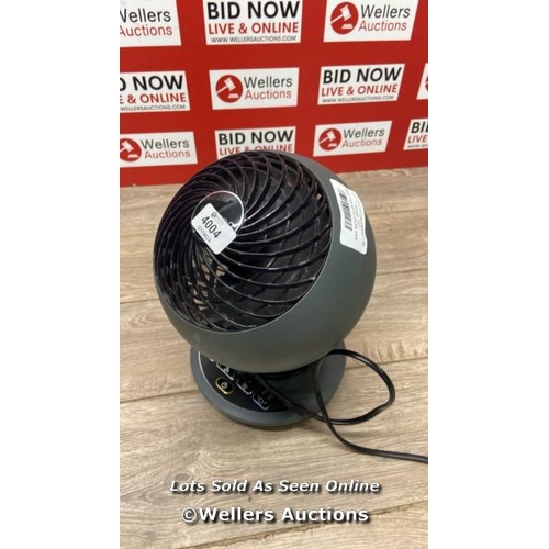 4004 - IRIS WOOZOO DESK FAN / POWERS UP / MINIMAL SIGNS OF USE / A36