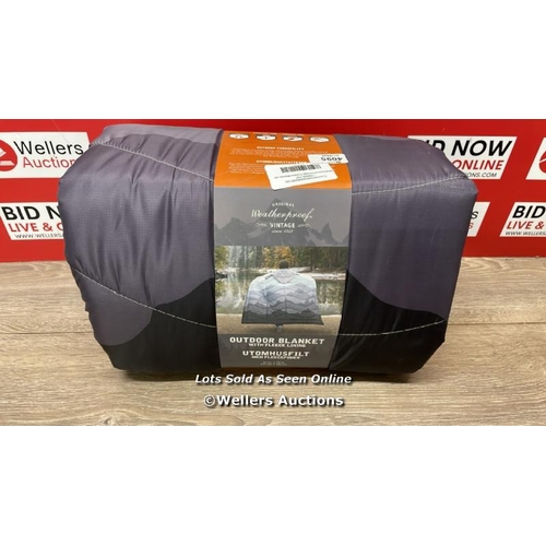 4095 - WEATHERPROOF VINTAGE OUTDOOR BLANKET WITH FLEECE HOOD / NEW / A44