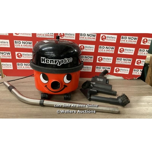 4126 - HENRY MICRO HI-FLO VACUUM CLEANER / POWERS UP / SIGNS OF USE / C25