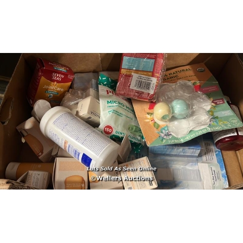 4383 - MIXED HYGIENE AND CARE ITEMS / SEE IMAGES / PB