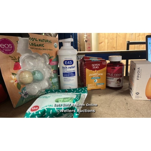 4383 - MIXED HYGIENE AND CARE ITEMS / SEE IMAGES / PB