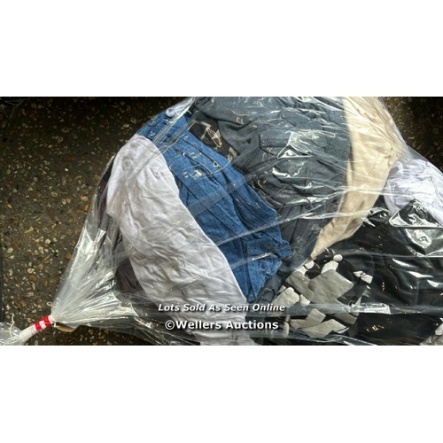 4435 - BAG OF PRE-OWNED T-SHIRTS [0]