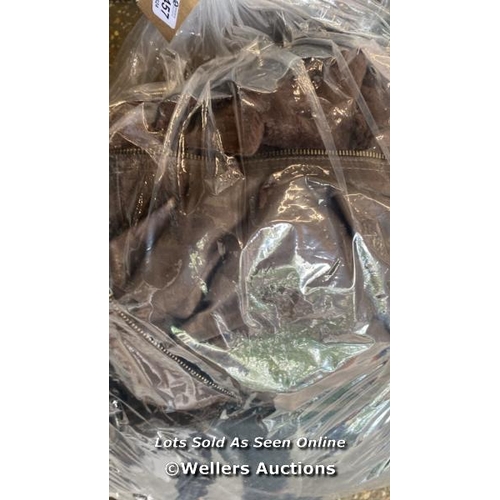 4457 - BAG OF PRE-OWNED JACKETS INCL. MANGO [0]