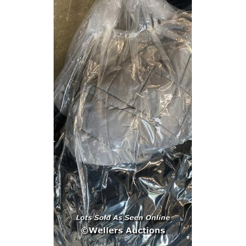 4458 - BAG OF PRE-OWNED COATS AND JACKETS INCL. REGATTA AND ZARA [0]