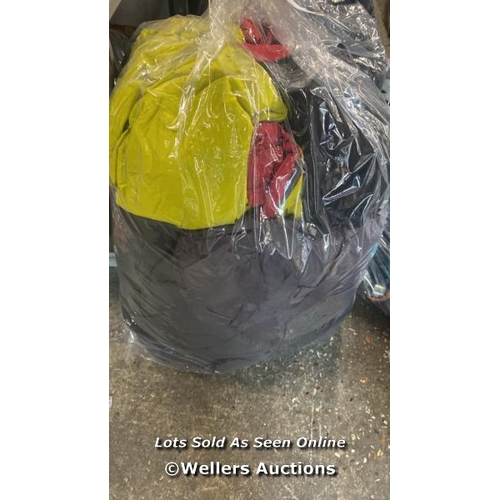 4479 - BAG OF PRE-OWNED COATS AND JACKETS [0]