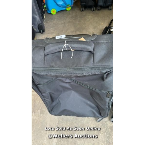 4577 - X2 PRE-OWNED SUITCASE INCL. IT LUGGAGE [0]