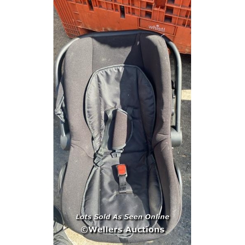 4594 - X1 PRE-OWNED BABY CAR SEAT [0]