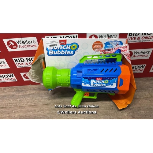 6044 - ZURU BUNCH O BUBBLES MOTORISED MEGA BUBBLE BLASTER / APPEARS NEW / DAMAGED BOX / F22