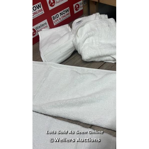 6075 - 5X GRANDEUR 100% HYGRO COTTON HAND TOWEL / APPEARS NEW WITHOUT TAGS / F15