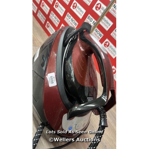 6098 - TEFAL PRO EXPRESS STEAM GENERATOR IRON (GV9230G0) / POWERS UP / MINIMAL SIGNS OF USE / F16A