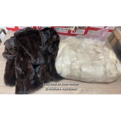 6131 - 3X FUR COATS / SEE IMAGES / F7