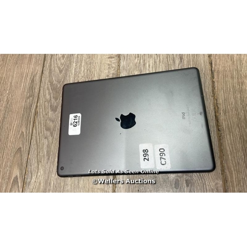 6216 - APPLE IPAD / 10.2'' / 9TH GEN (2021) / A2602 / 64GB / SERIAL: RMW2RCQRXV / I-CLOUD (ACTIVATION) LOCK... 