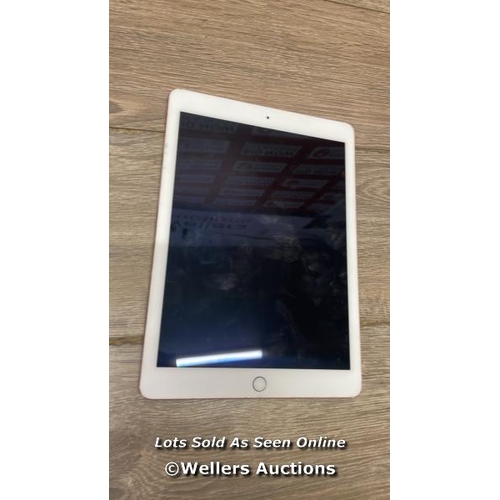 6217 - APPLE IPAD PRO / 12.9'' / 2ND GEN / A1671 / 32GB / SERIAL: DMPSDPZH1MK / I-CLOUD (ACTIVATION) LOCKED... 