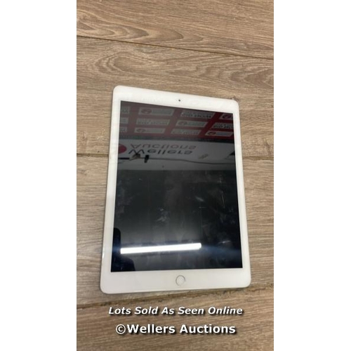 6220 - APPLE IPAD 6TH GEN / A1893 / 32GB / SERIAL: F9FXC198JF8K / I-CLOUD (ACTIVATION) UNLOCKED / RESTORED ... 