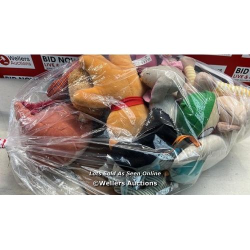 6292 - BAG OF TOYS