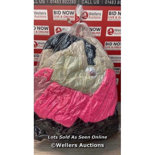 6299 - BAG OF PRE OWNED COATS AND JACKETS