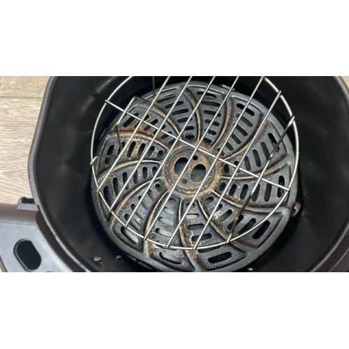 26 - GOURMIA 5.7L DIGITAL AIR FRYER / NO POWER / SIGNS OF USE / E9
