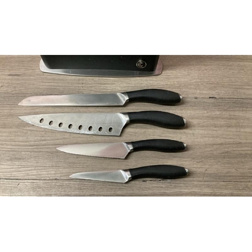 54 - CIRCULON KNIFE BLOCK 6PC / SIGNS OF USE / MISSING ONE KNIFE / SEE IMAGES / E10