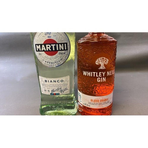 9525 - X1 NEW MARTINI BIANCO 15% VOL. 1L AND X1 NEW WHITLEY NEILL GIN BLOOD ORANGE 41.3% VOL. 70CL