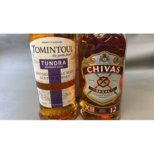 9540 - X1 NEW TOMINTOUL WHISKY 40% VOL. 1L AND X1 NEW CHIVAS REGAL XII WHISKY 40% VOL. 1L