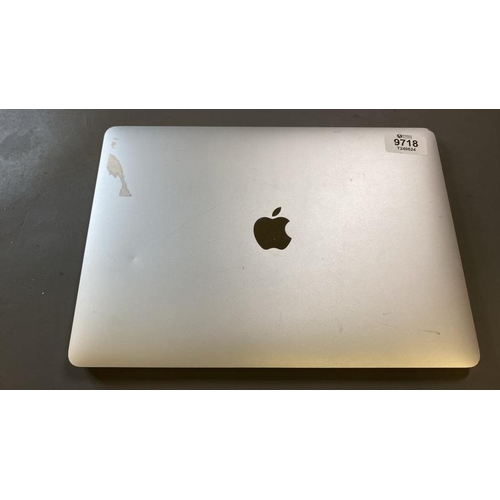 9718 - X1 APPLE MACBOOK AIR 13