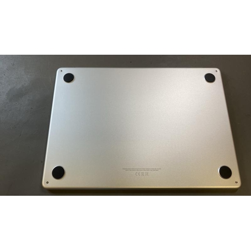 9722 - X1 APPLE MACBOOK AIR 13