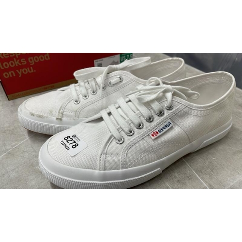 8278 - UNISEX SUPEGRA WHITE TRIANERS / UK7.5 / B11