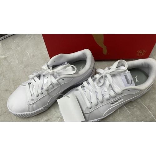 8279 - LADIES NEW (SHOPWORN) PUMA TRAINERS / UK 5 / B11