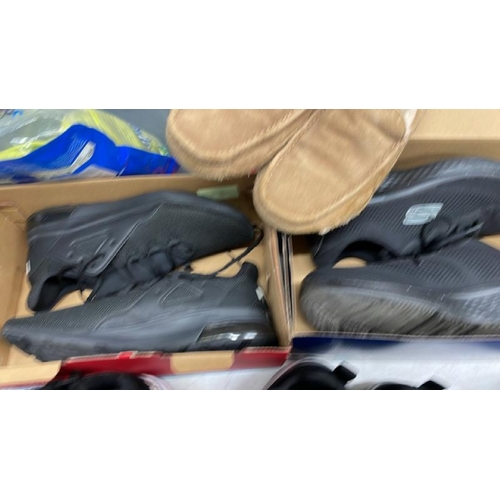 8285 - SELECTION OF PRE OWNED TRAINERS AND SHOES INCL. PUMA, SKECHERS, 32* DEGREE, HUNTERS WELLIES AND MORE... 